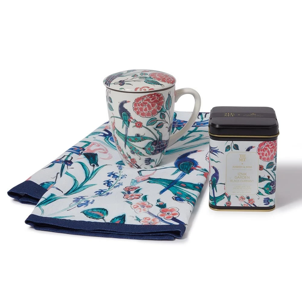 Iznik Garden Tea Set